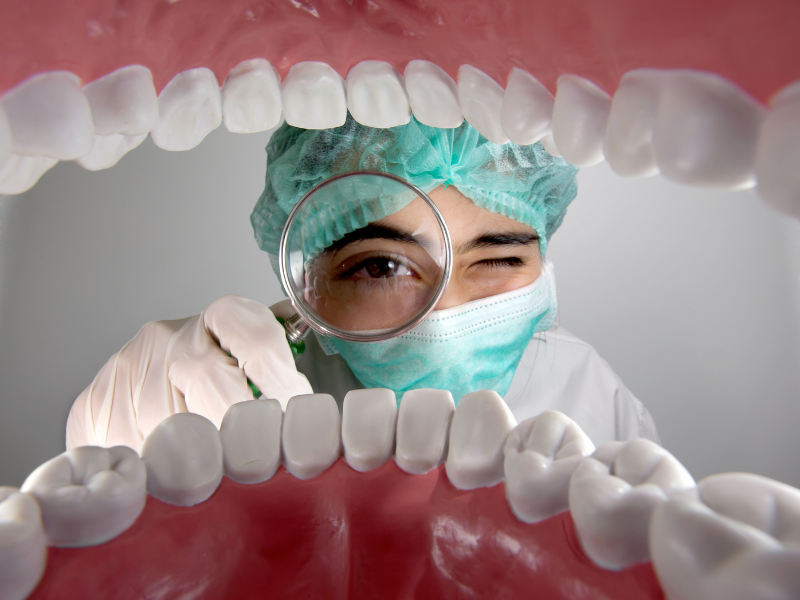 The-Role-of-a-Dentist-in-Maintaining-Your-Oral-Health